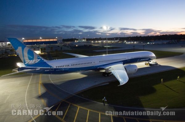 波音787-10夢(mèng)想飛機(jī)面世 2018年開始交付客戶392363_ 波音787-10夢(mèng)想飛機(jī)面世 2018年開始交付客戶